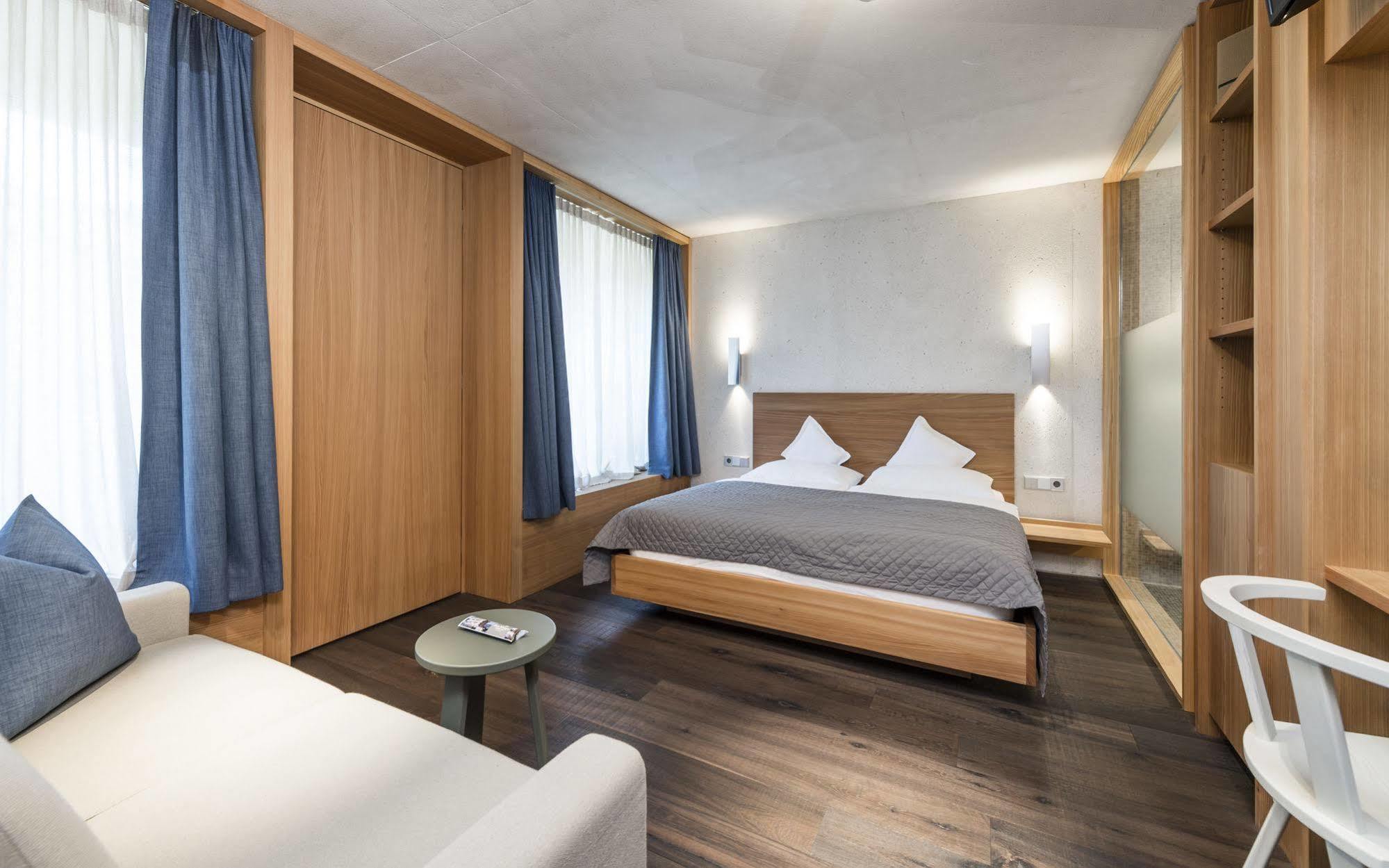 La Paula Apartments & Suites Сьюзі Екстер'єр фото